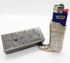 Vintage Marlboro Portable Ashtray + Mini Lighter Holder Novelty Carved