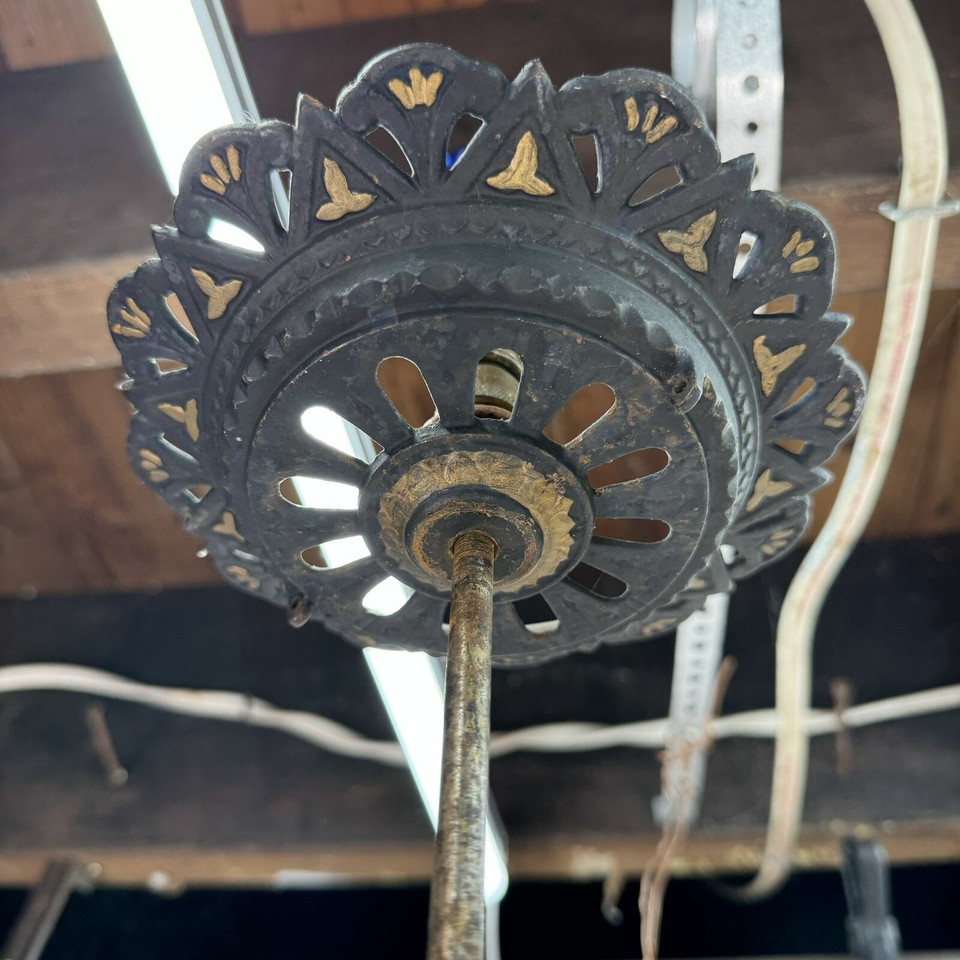 Antique Cast Iron Double Arm Hanging Electric Oil Lamp Chandelier Light