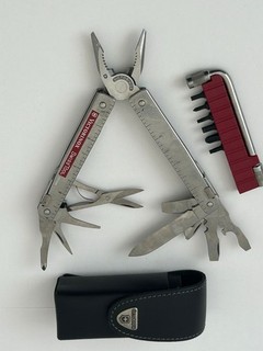 VİCTORİNOX MULTİTOOL TASCHENMESSER SWİSS TOOL LEDERTASCHE