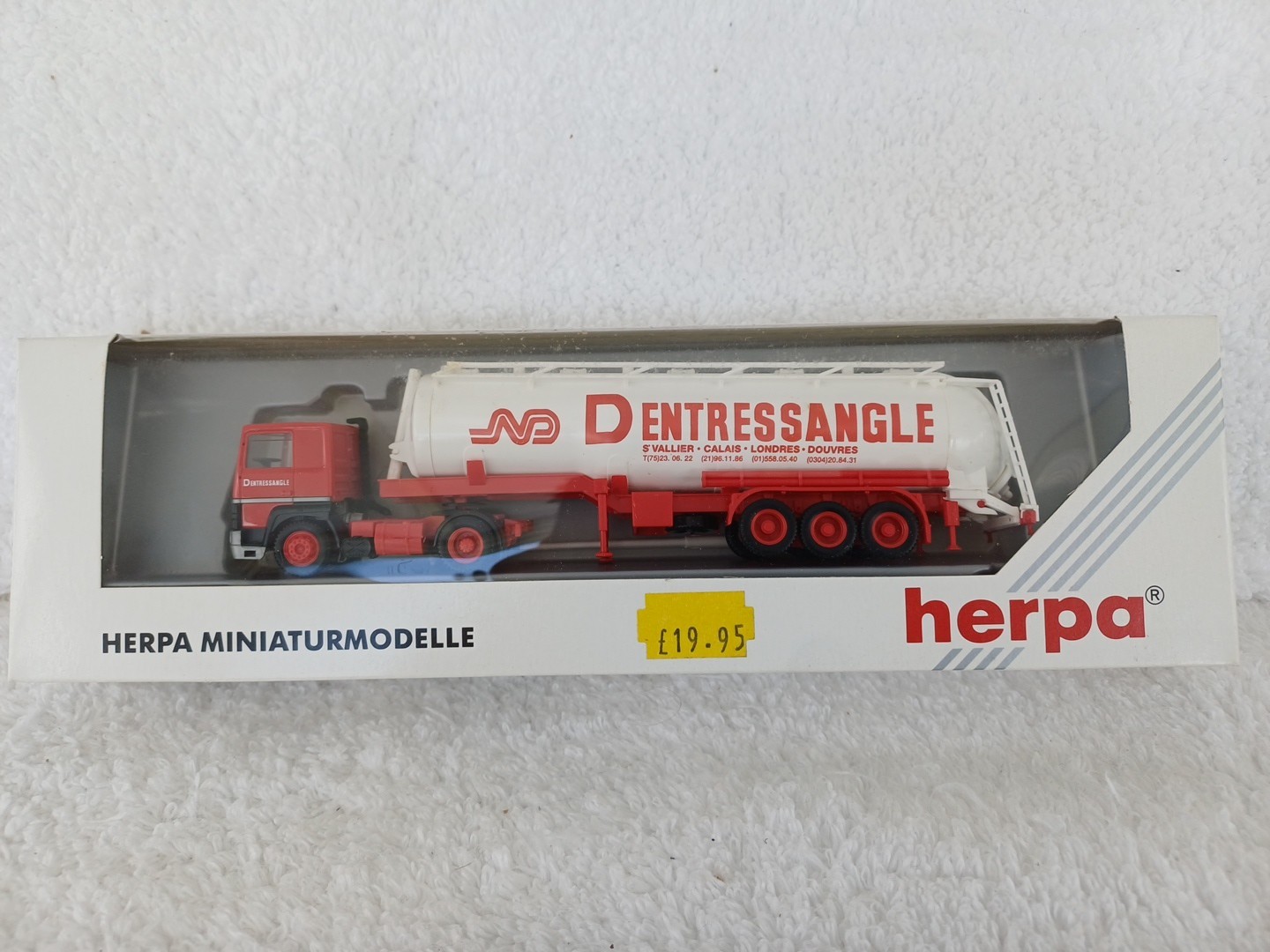 Herpa HO 1/87 Scale 141840 Renault R365 Norbert Dentressangle Tanker Truck
