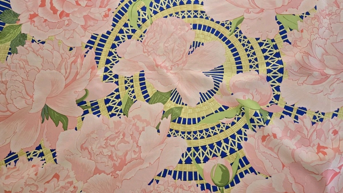 HERMES Les Pivoines 100% Silk Scarf Multicolor Blue Pink 35
