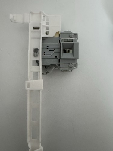 Original Türverriegelung Türschloss  8084553067 für AEG Waschmaschine