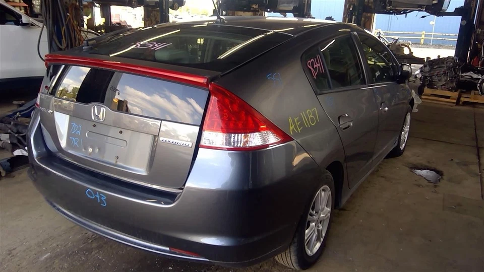 Used Tire Pressure Monitoring System (TPMS) Control Mod fits: 2010 Honda Insight - Image 3 of 4