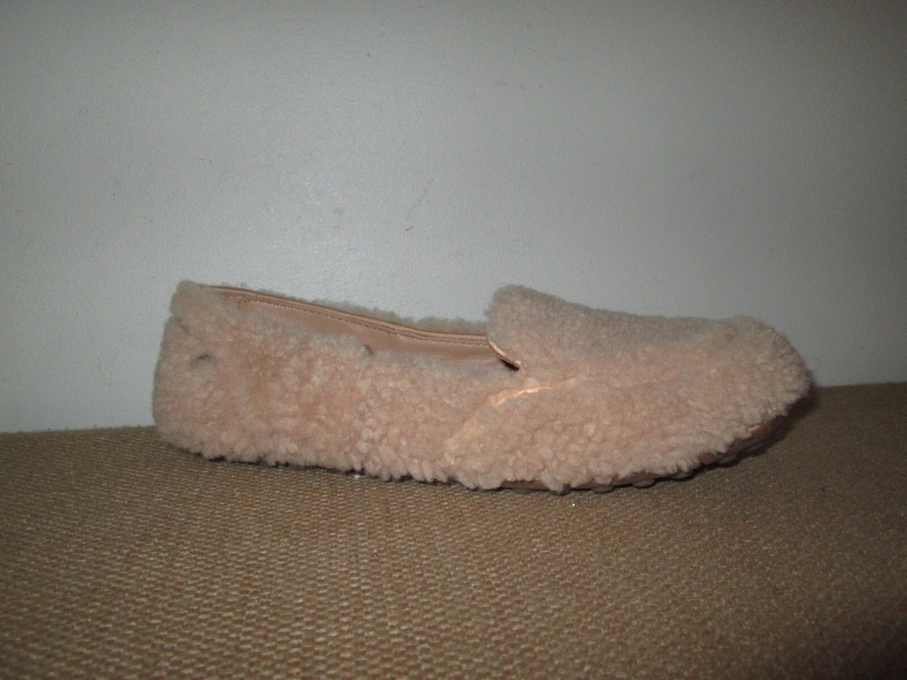 Women's UGG Australia Hailey Fluff Tan Shearling Loafer Slipper Size 7