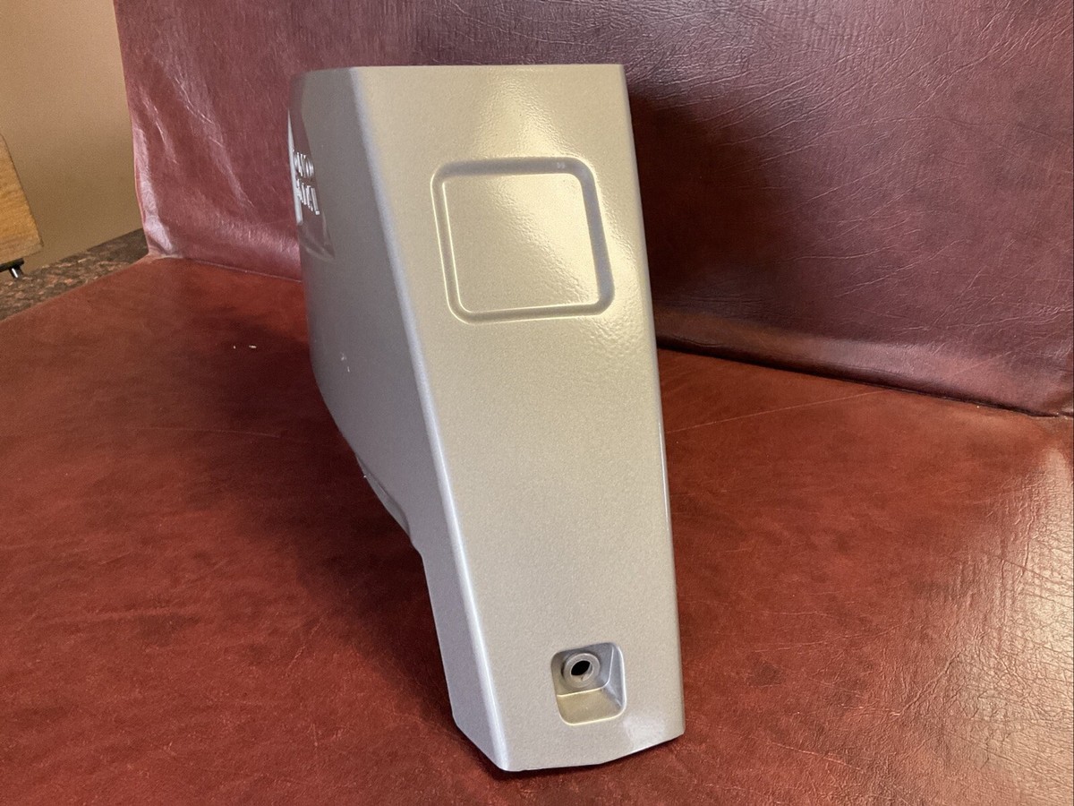 Volvo Penta DPS 0utdrive Upper Gear Housing Cover 3842136 Volvo Penta DPS 0utdrive Upper Gear Housing Cover 3842136