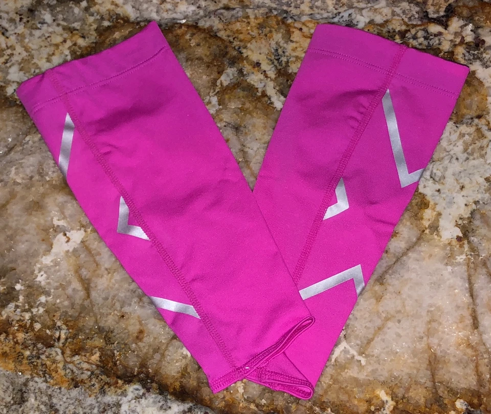 2XU Compression Calf Guards Pair Hyper Pink Silver Running NEW Mens Womens Sz L - Image 3 of 4