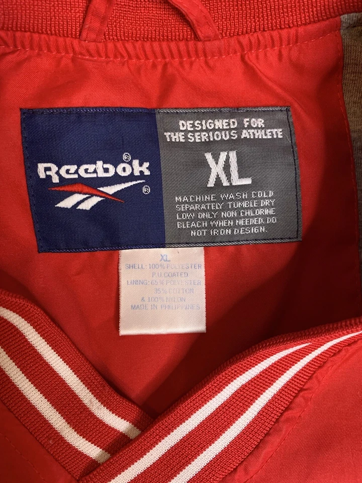 Rompevientos Reebok Vintage Años 90 Para Hombre Talla XL Rojo Cuello en V Pullover Borde a Rayas Foto 3 de 4