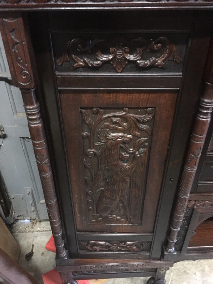 ARMARIO APARADOR HERTER TALLADO PALISANDRO Foto 4 de 4