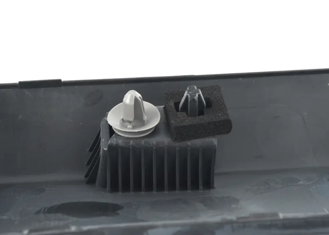 BMW X3 G01 Türleiste hinten rechts 51137388250 7388250 NEU  