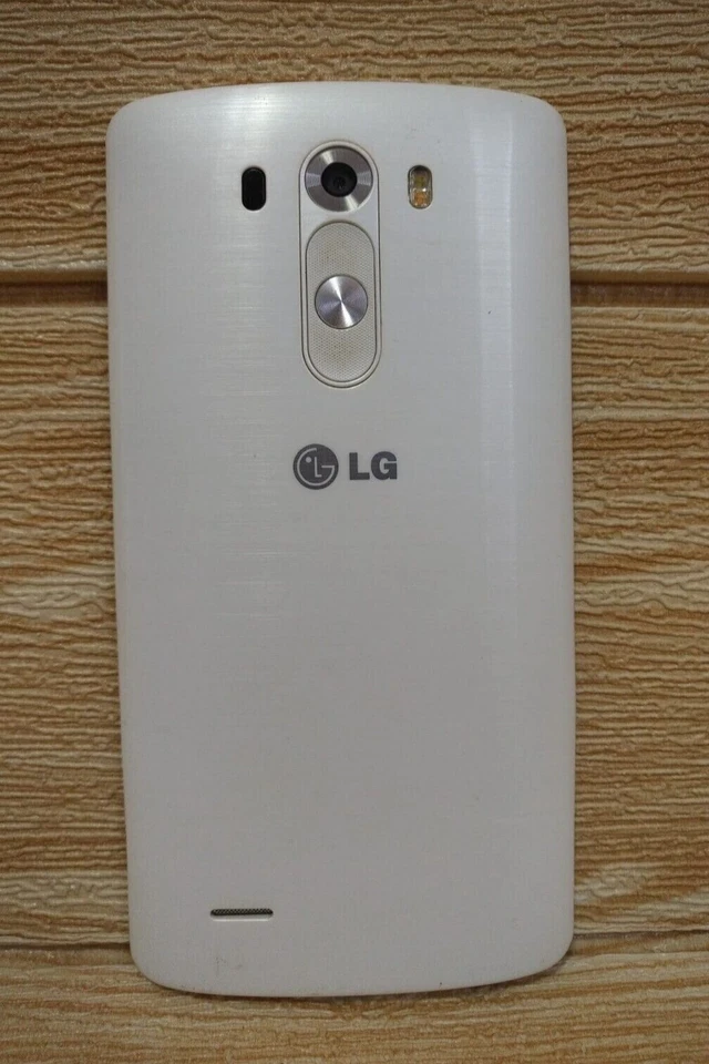 LG G3 Smartphone Guasto  per ricambi  - Immagine 2 di 4
