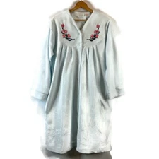 Go Softly Womens Robe Size Large Light Blue Floral Snap Up Soft Warm w/ Pockets