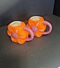 Room Essentials Earthenware 18 oz Orange Flower Coffee Mugs 2