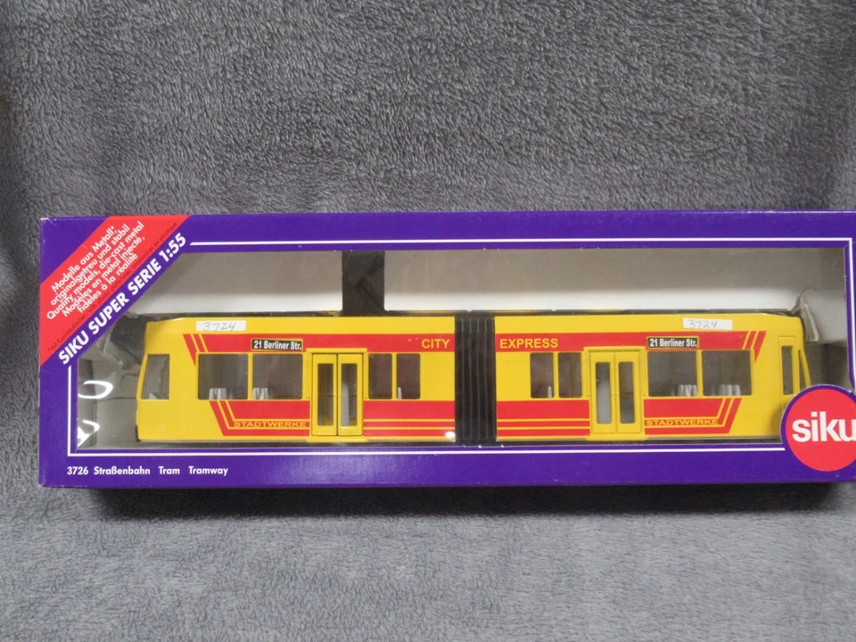 SIKU Super Series 1:55 Scale City Express Stadtwerke Tram 3726 L/N - Image 2 of 3