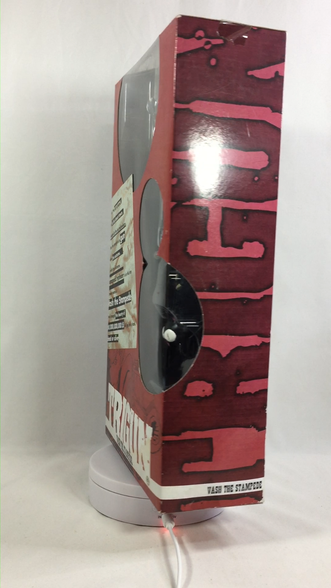 TRIGUN Vash the Stampede Figure w/ Gun & Kuroneko-sama Boxed Anime