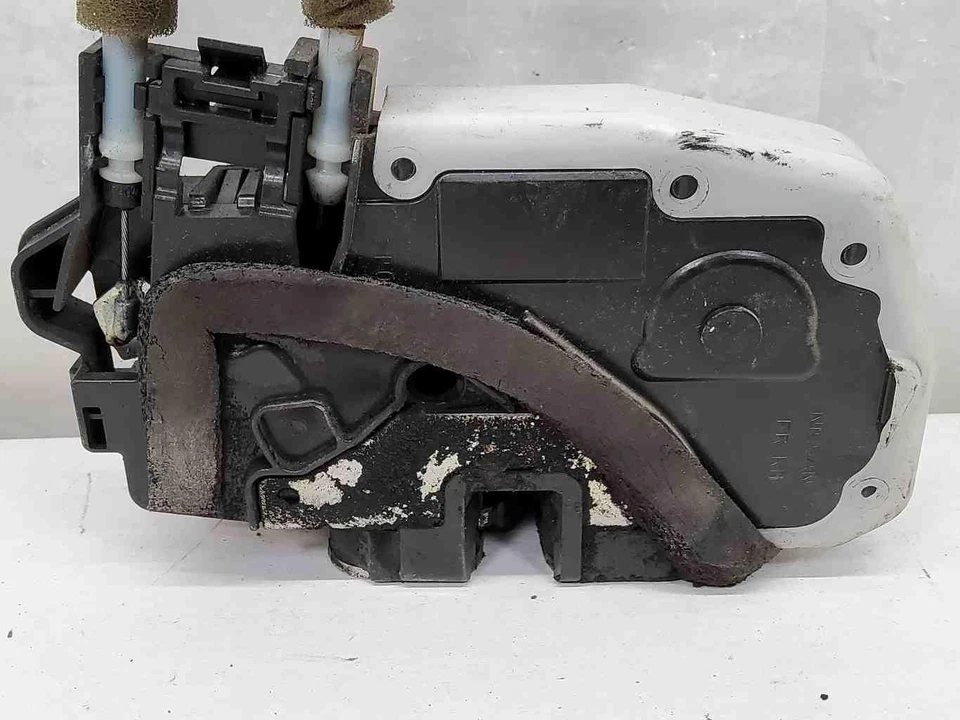 805001PA0A Front Door Latch NISSAN NV 2500 Right 12 13 14 15 — 第 2/4 张图片