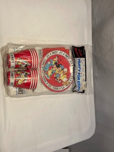 Juego de 8 platos tazas servilletas mantel vintage Disney Mickey Mouse It’s a Party - Imagen 3 de 4
