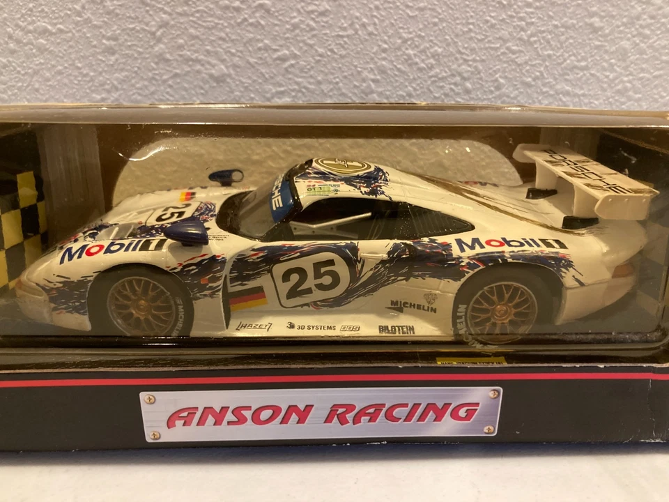 Anson - Scale 1/18 - Porsche 911 GT1 Le Mans and GT Racing  - Image 3 of 4