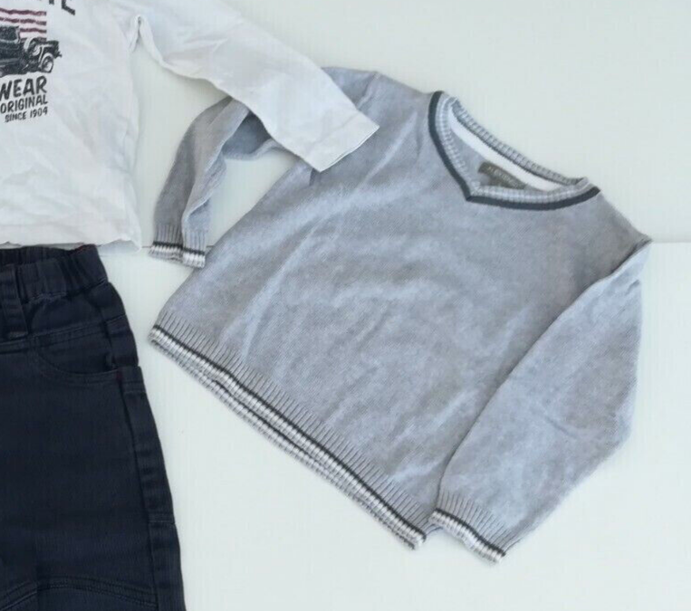 In Extenso ans garçon pull gris col v UK