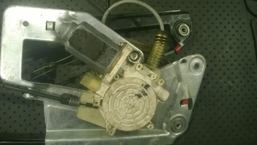 67628360512 Fensterhebermotor Vorne Rechts E007006002C  9030143 B DE169428-27