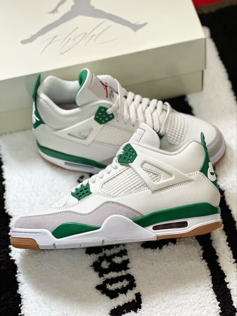 Size 9.5 - Jordan 4 Retro SP x Nike SB Mid Pine Green for Size 9.5 - Jordan 4 Retro SP x Nike SB Mid Pine Green for