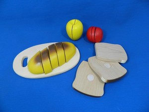 melissa and doug veggie cutting set