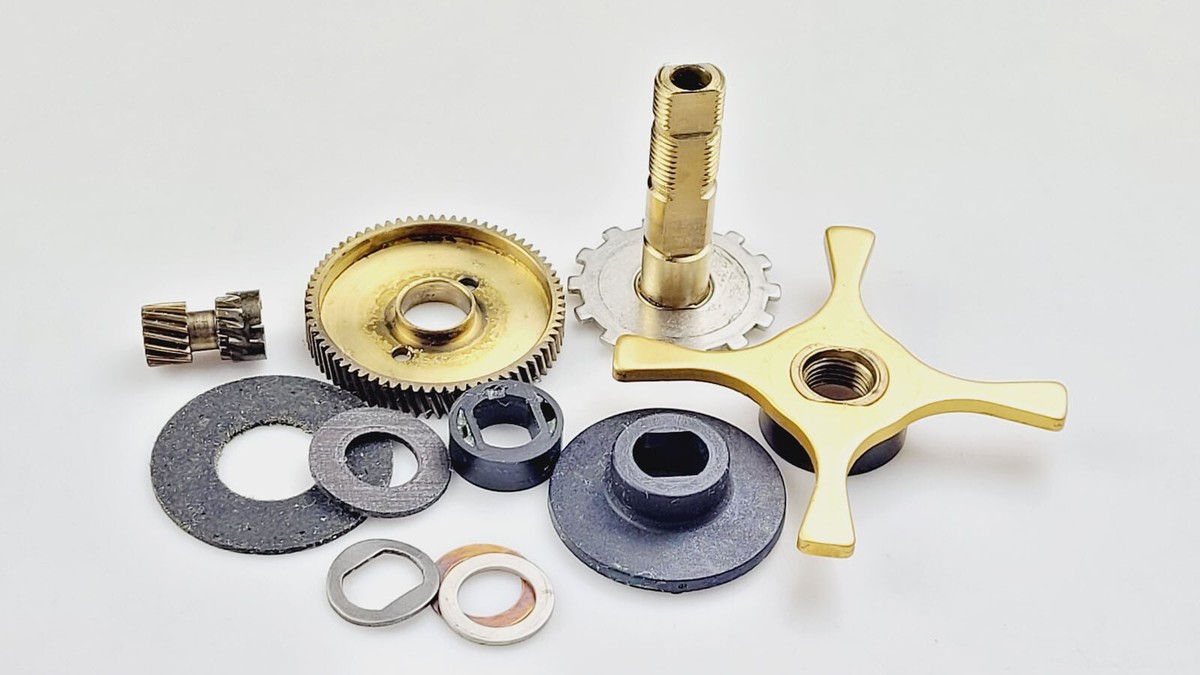 Abu Garcia Ambassadeur FIVE Ltd Edition Reel Parts - main gear