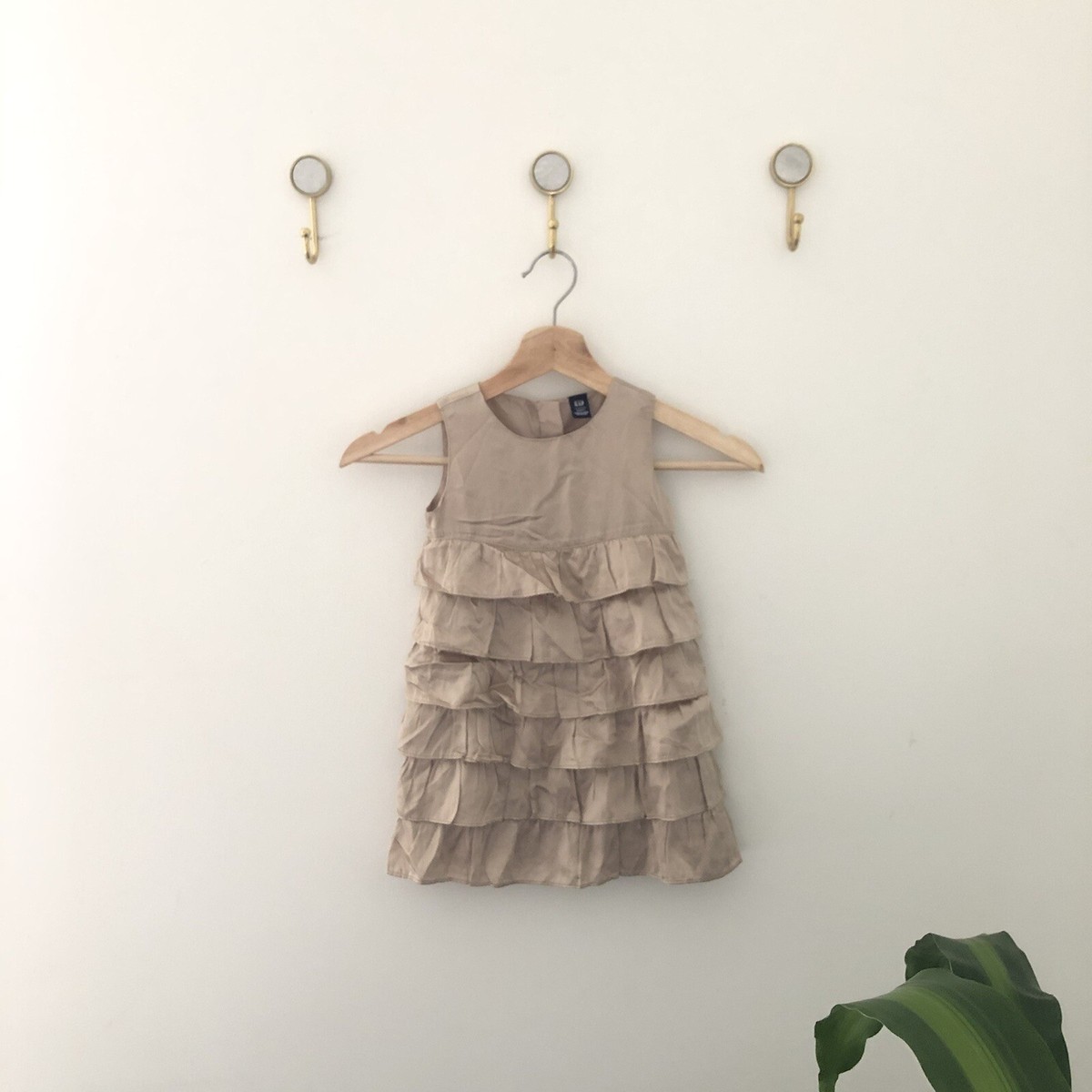 gap christmas dress baby champagne ruffle tiered holiday winter euc sz 3 Harley Quinn club dress Fit: Empire Waist Color:airy blue