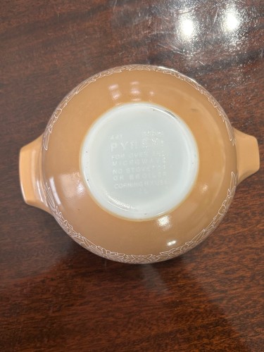 Vintage 1970’s Pyrex Woodland Pattern #441 Cinderella Handle Mixing Bowl - Picture 6 of 10