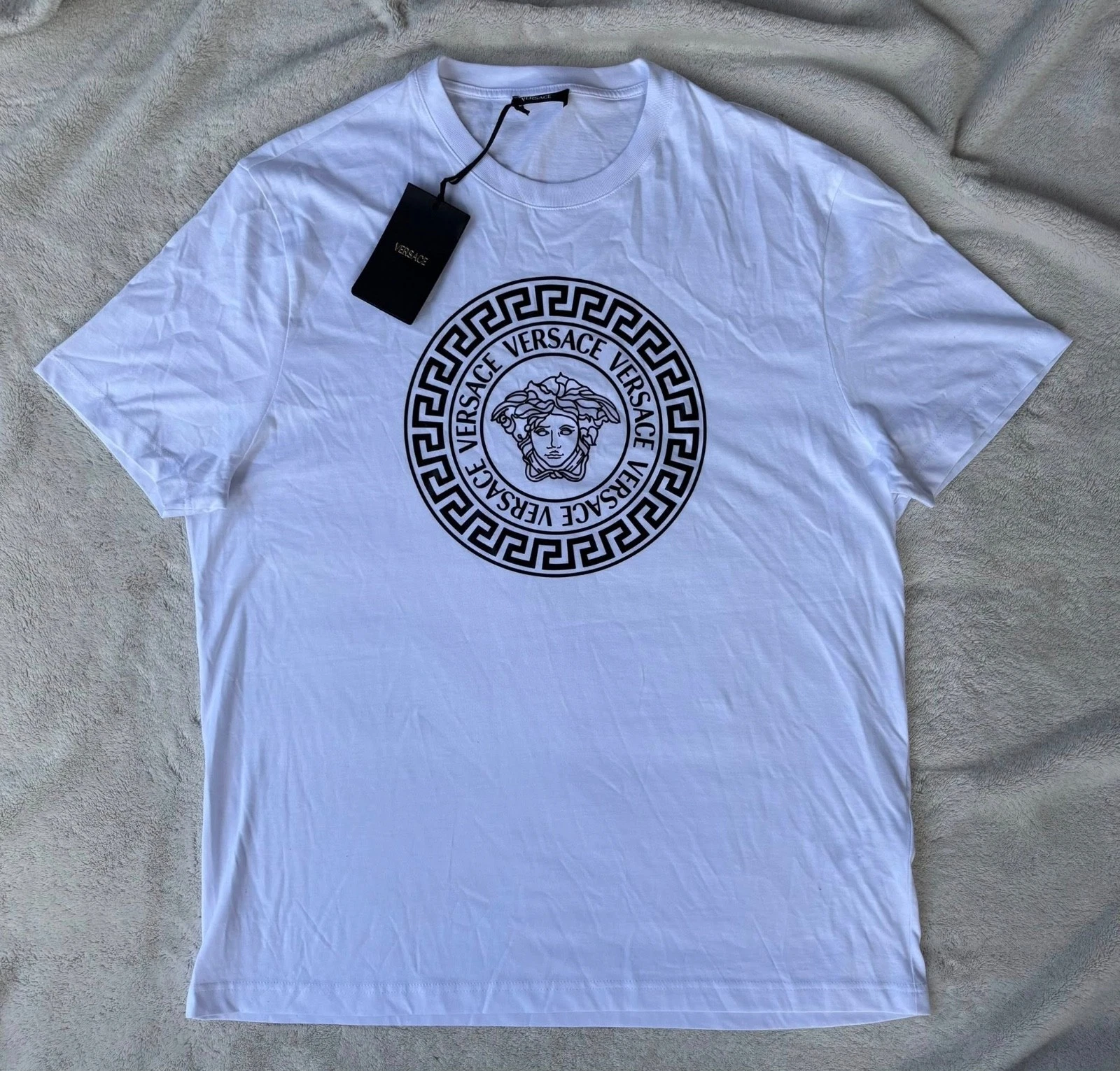Versace — Versace White/Black Medusa Circle Logo Tee Shirt - MSRP $625 - Authentic - New