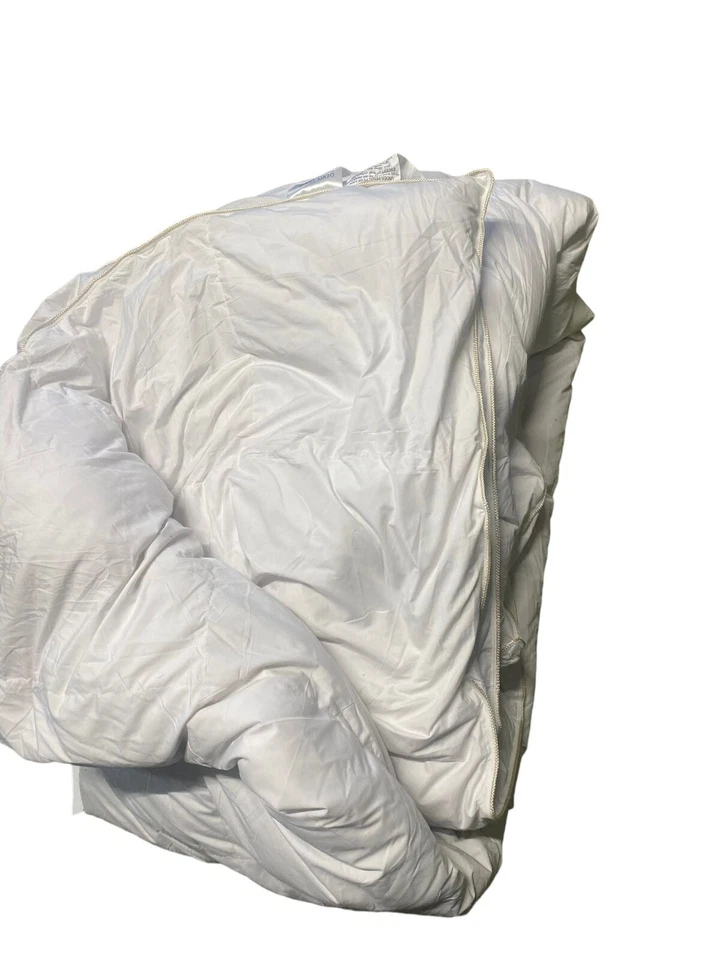 Siberian Goose Down Comforter, 100% Egyptian Cotton White (Size: King /106 x 90) - Image 4 of 4