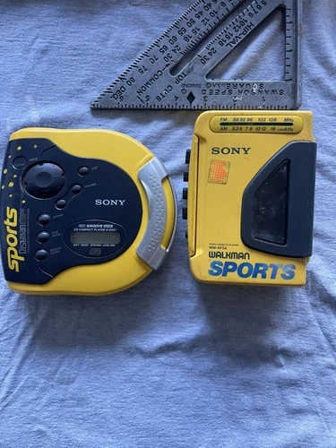 Sony Walkman Sports Cassette Players FM/AM Radio Vintage Untested 1995 and 1998