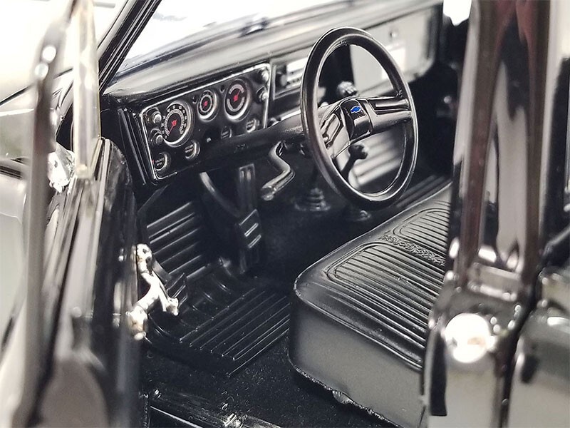 acmeアクメ/'70 Chevyシボレー K-10 4x4 1/18 限定 acmeアクメ/'70 Chevyシボレー K-10 4x4 1/18 限定 - メルカリ