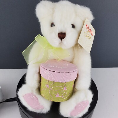 Gund GIfts Gemma White Bear with Gift Box and Light Green Ribbon Plush 8''