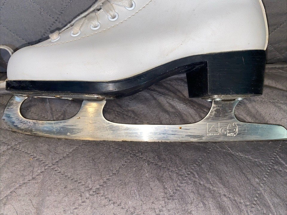 Vintage Glacier 110 Women’s White Leather German Ice Skates Size 4 eBay