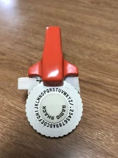 Radio Shack Embossing Label Maker With Black Labeling Tape