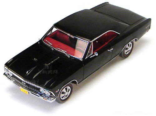 American Muscle - 1:18 1966 CHEVY CHEVELLE SS 396 - - Picture 8 of 8
