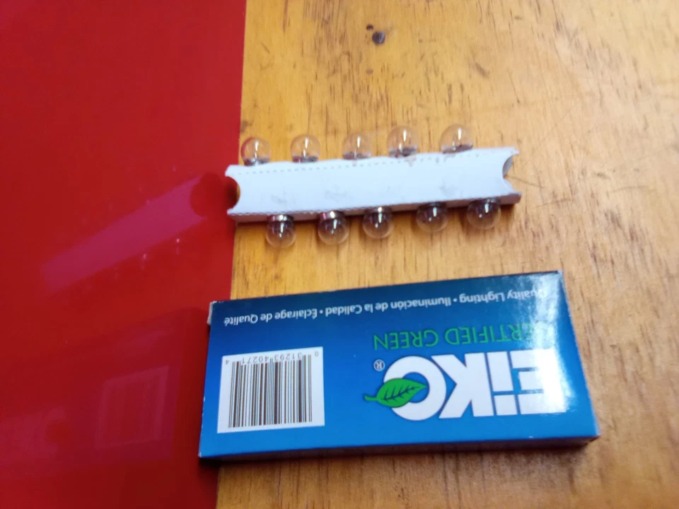 Lâmpadas em miniatura verdes 1445 com certificação EIKO, novo estoque antigo, frete grátis - Imagem 4 de 4