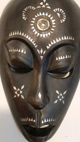 Tribal Black Hand Carved Wooden Wall Mask Inlay Mother of Pearl Vintage - Picture 2 of 6