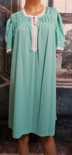 Green Short Sleeve Nightgown Sz M-L Lace Trim Button Short Sleeve  See Desc 