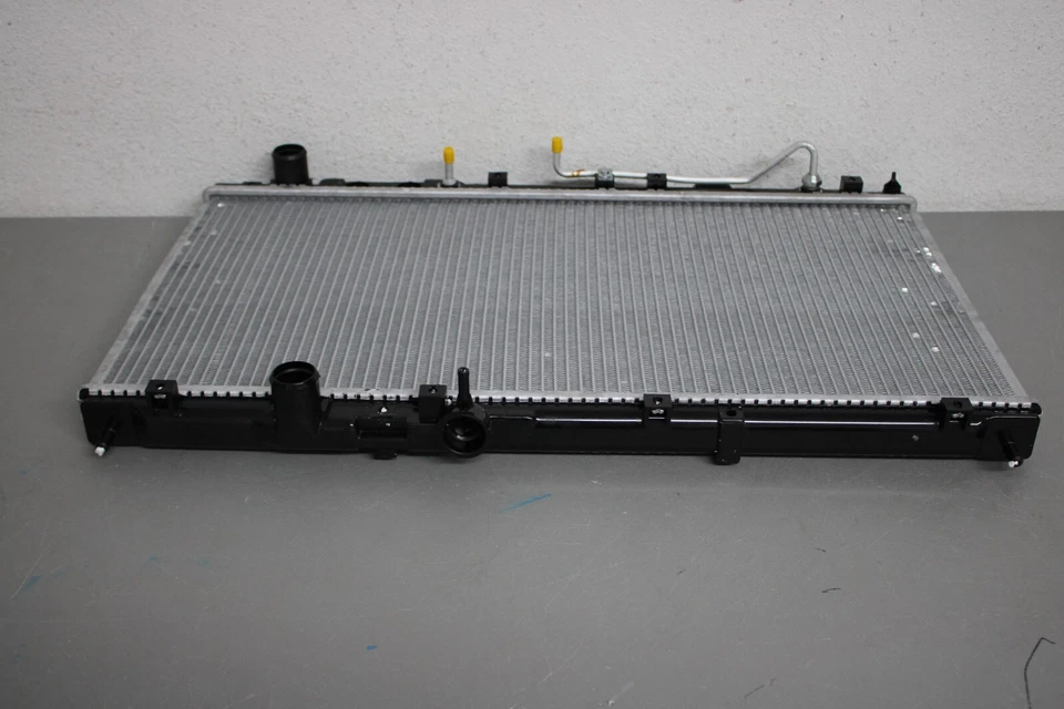 1994 1995 1996 1997 1998 MITSUBISHI GALANT FRONT RADIATOR Foto 3 de 4