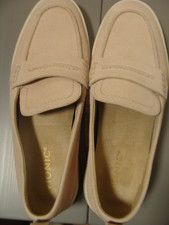 NEW Vionic Suede Chantel Vio Motion Penny Loafers Pink Slip- On , Size US 8.5 M