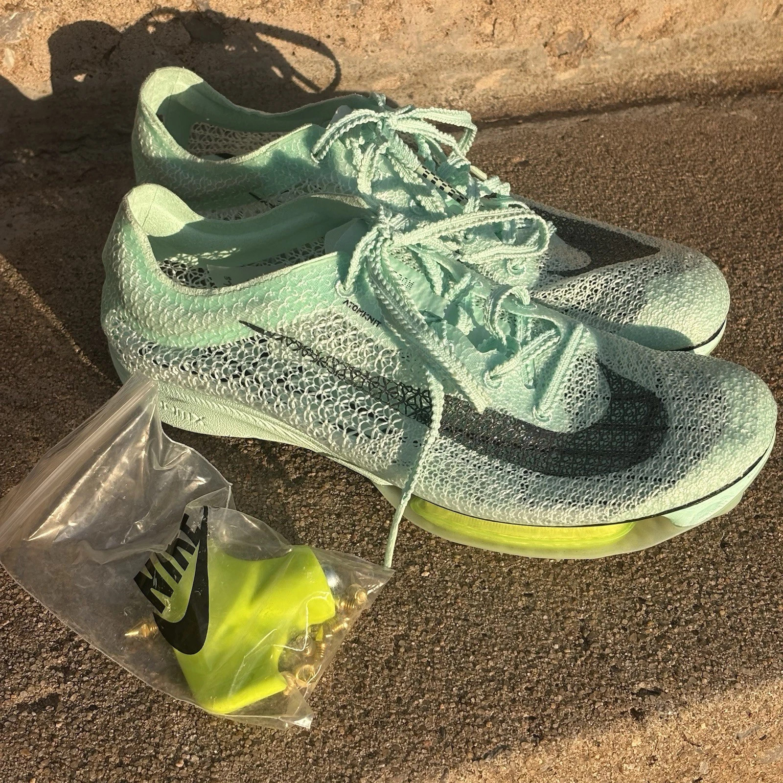 Nike Air Zoom Victory Track Running Shoes Mint Foam DR9908-300 Size 5
