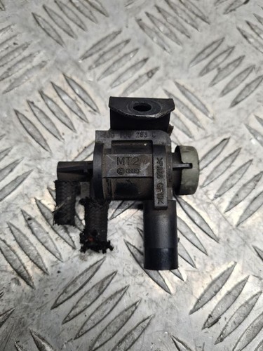 Volkswagen Golf IV 2002 Diesel Turbolader Druckwandler Magnetventil DRA19896