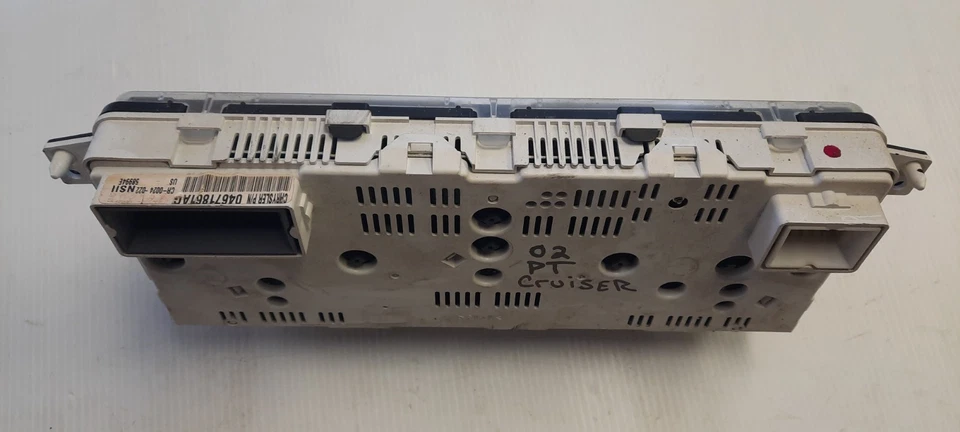 Chrysler PT Cruiser 2002 cuadro de instrumentos velocímetro Foto 2 de 4