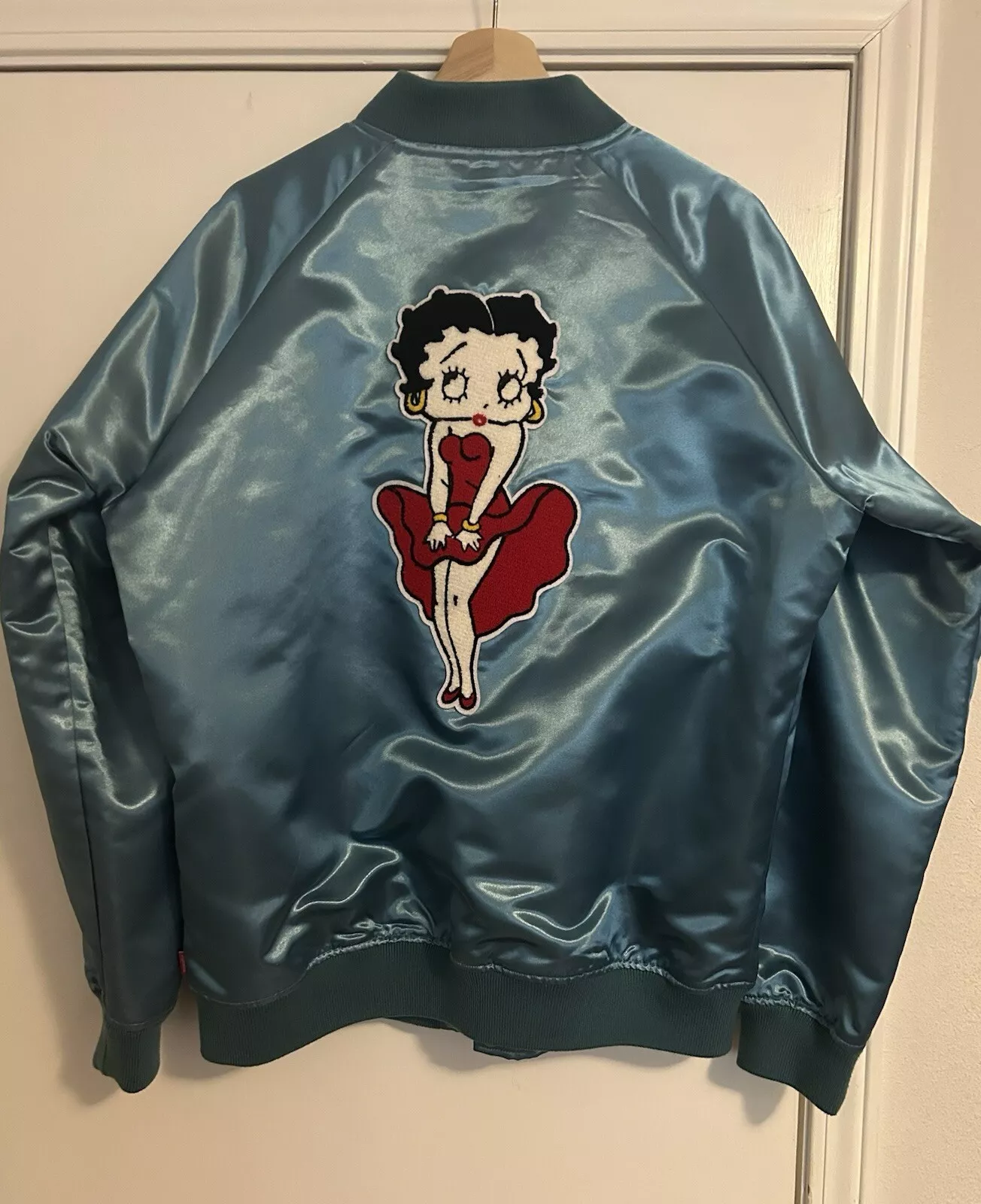 Blouson bomber club satin SS16 Supreme X Betty Boop bleu clair taille XL 100% AUTHENTIQUE