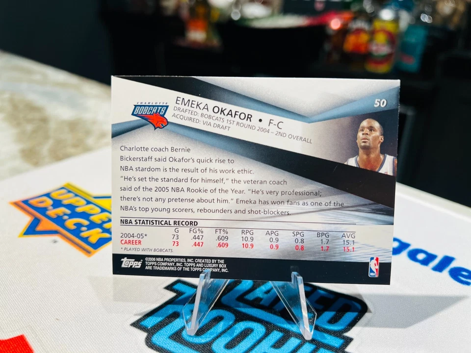 2005-06 Topps Luxury Box - #50 Emeka Okafor CHARLOTTE  BOBCATS - Image 2 of 2