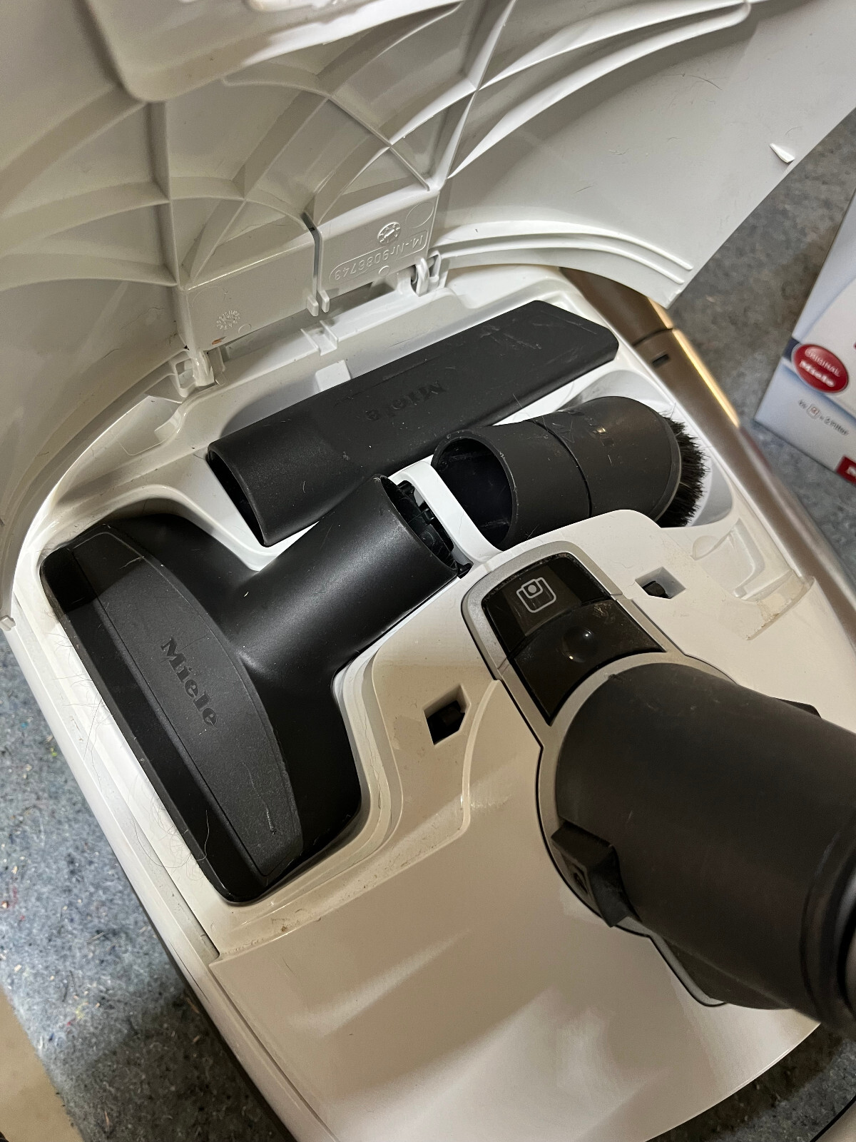 Miele Complete C3 Canister VacuumCorded, White Canister and some