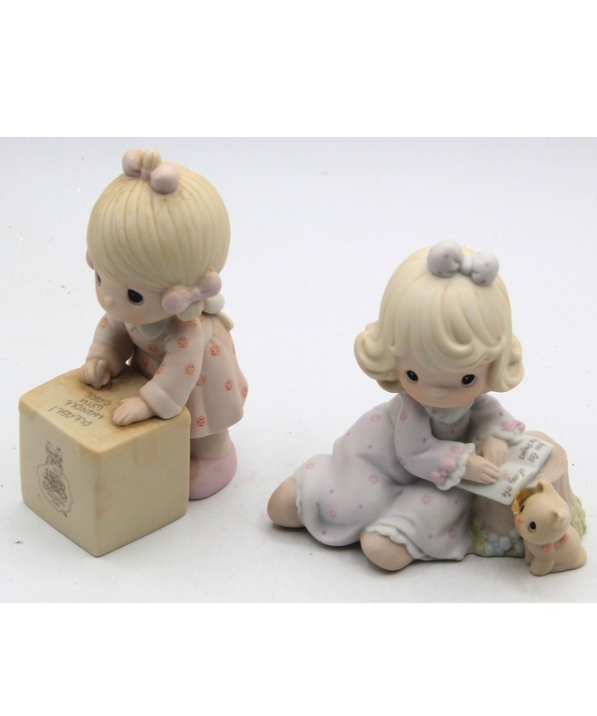 Precious Moments Lot of 2 figurines Vintage Collectible