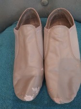 Capezio Caramel Slip On Jazz Shoes Size 10 1/2