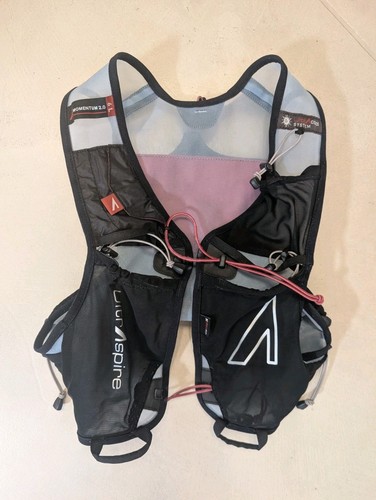 Hydration Pack Run/Hike UltrAspire Momentum 2.0 MEDIUM Race Vest 6L USED